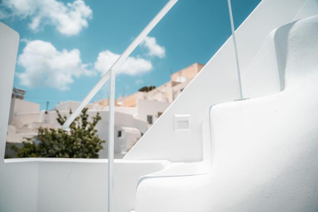 فيلا Akri Santorini With Heated Jacuzzi Emporio  المظهر الخارجي الصورة