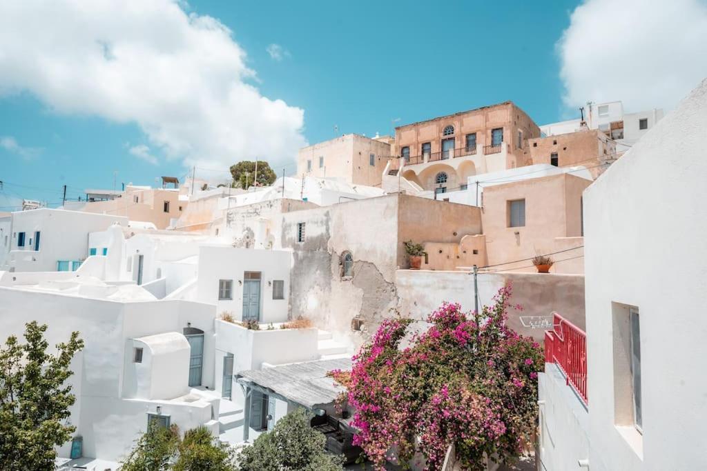فيلا Akri Santorini With Heated Jacuzzi Emporio  المظهر الخارجي الصورة